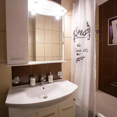 V Luxury Apartment 1 Ioannina Exterior photo